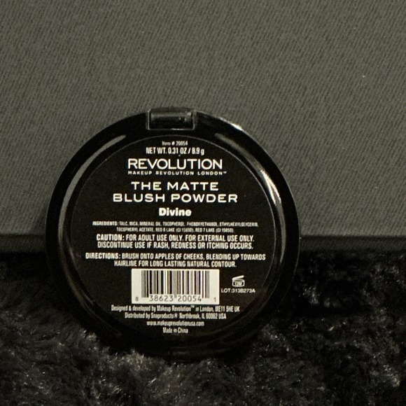 Brand New And Sealed Revolution London The Matte Blush Shade Divine - Picture 2 of 2